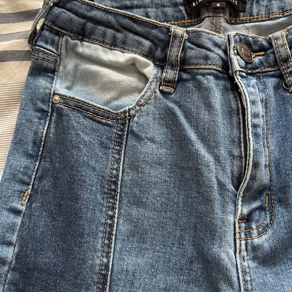 Juniors flare jeans - Picture 7 of 9